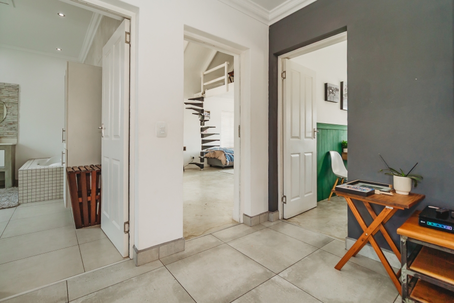 5 Bedroom Property for Sale in Kraaibosch Country Estate Western Cape